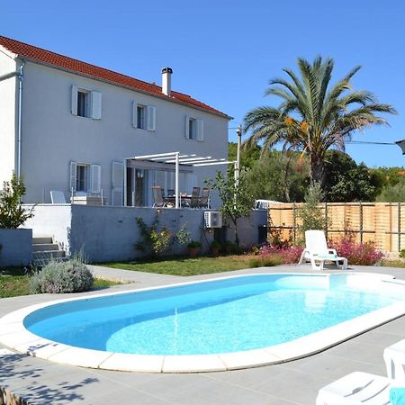 Holiday Home On Dugi Otok - Otok Brbinj Bagian luar foto