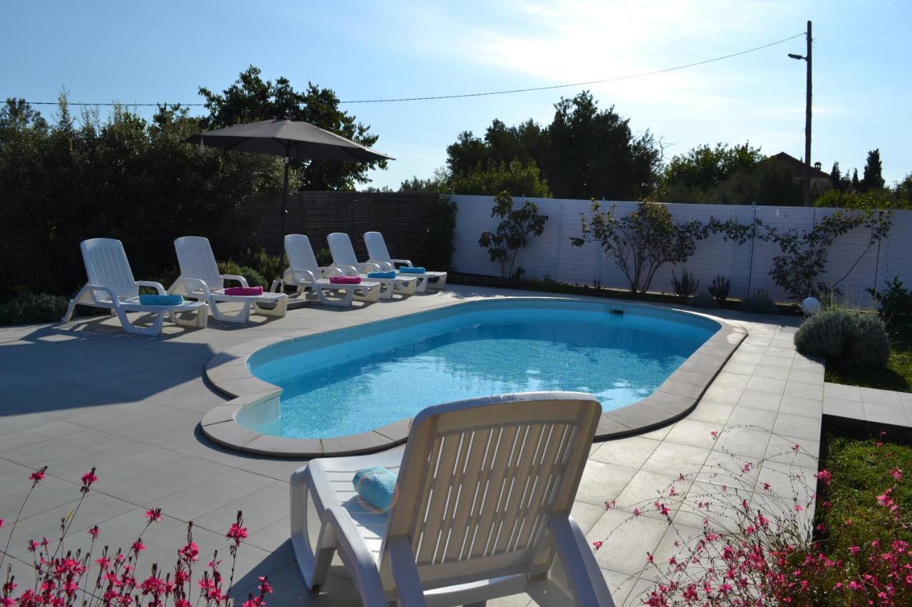 Holiday Home On Dugi Otok - Otok Brbinj Bagian luar foto